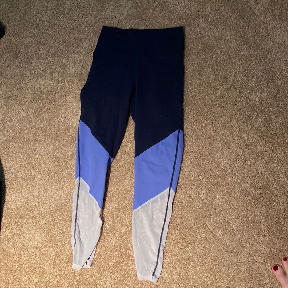 Fabletics Zone High Waisted 7/8 Leggings